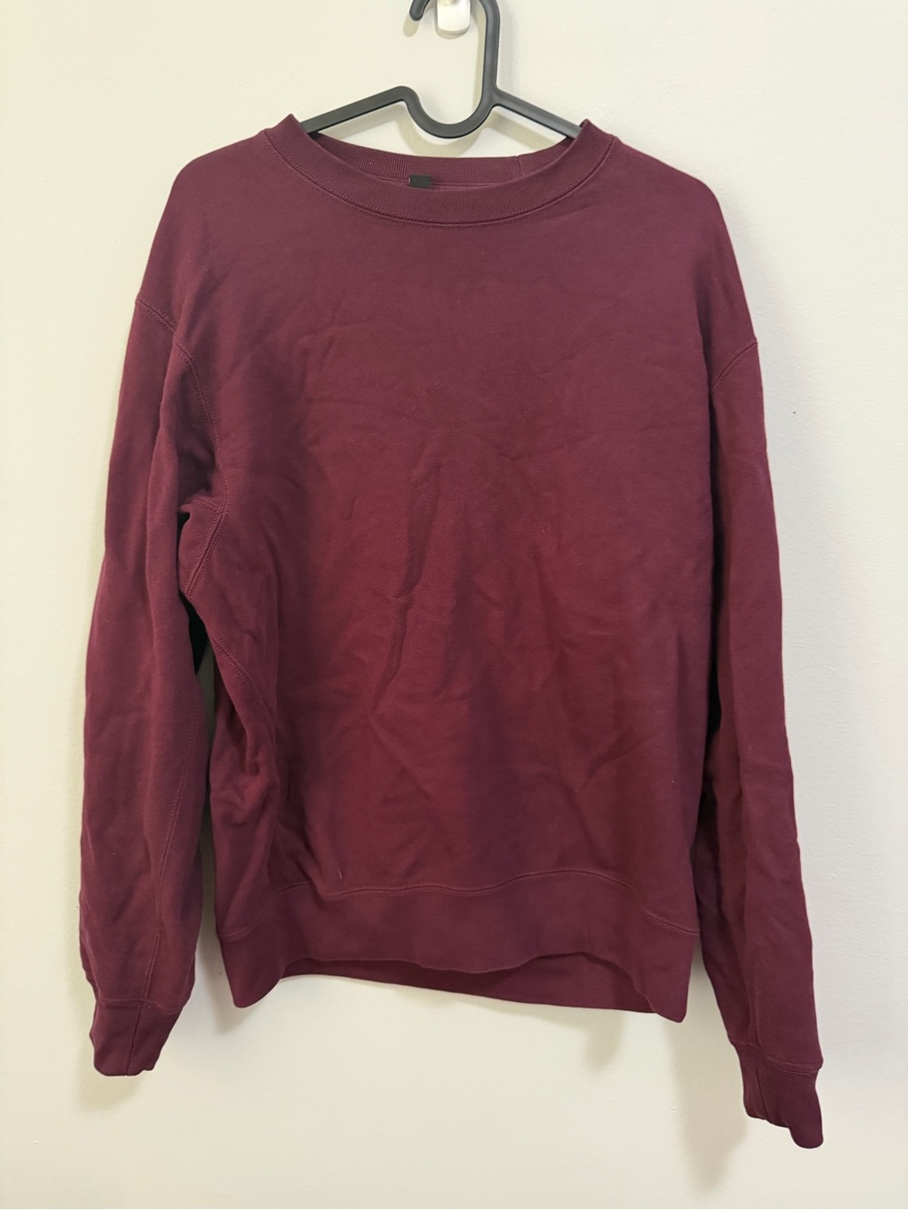Uniqlo Wine Sweatshirt